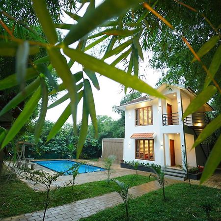 Le Eden Resort Sultan Bathery Buitenkant foto